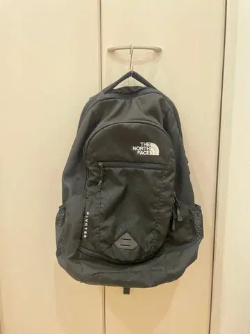 THE NORTH FACE 블랙 백팩