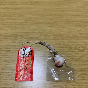 헬로키티 홋카이도 한정 스트랩 두루미 버전