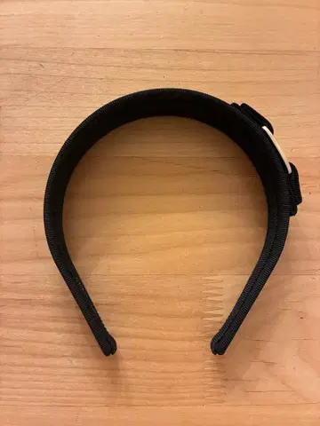 페라가모 머리띠 블랙