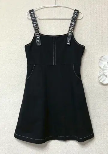 핀 로고 어깨끈 오버롤 스커트 F 블랙 컨디션 최상