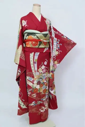 [ 고급 ] 빨간색 후리소데 꽃무늬