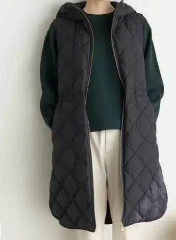 UNFILO 후드 부착 다운 베스트 블랙