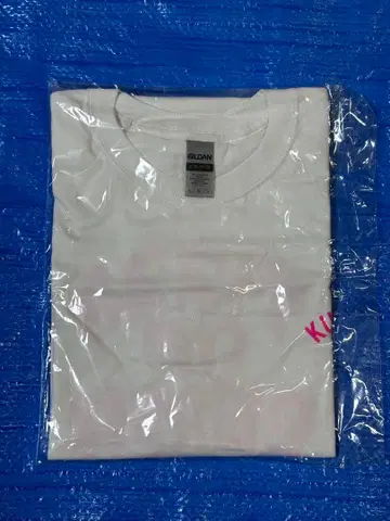 KUZIRA 로고 티셔츠 화이트 x 핑크