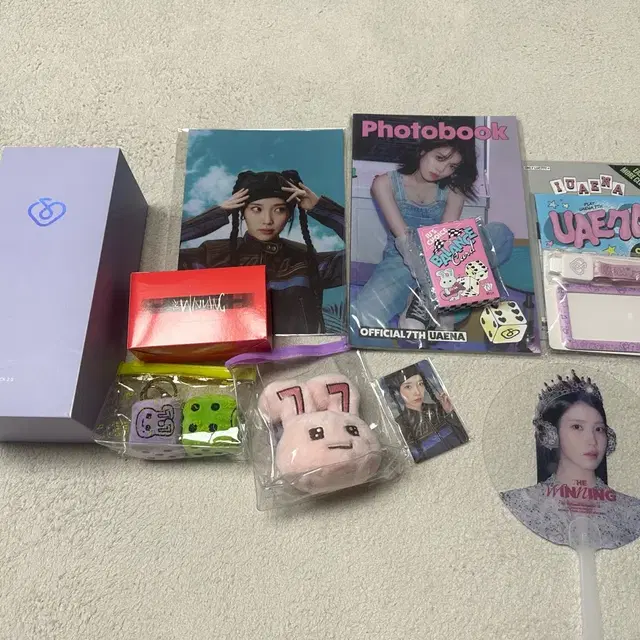 IU 공식 응원봉 2.0 + 굿즈 일괄