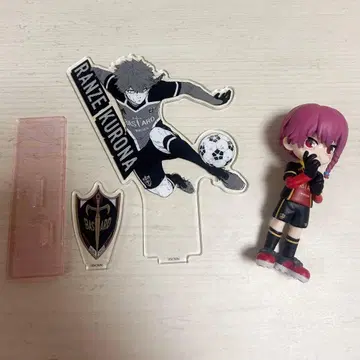 쿠로네 란세 블루 록 아크릴 스탠드 피규어 세트