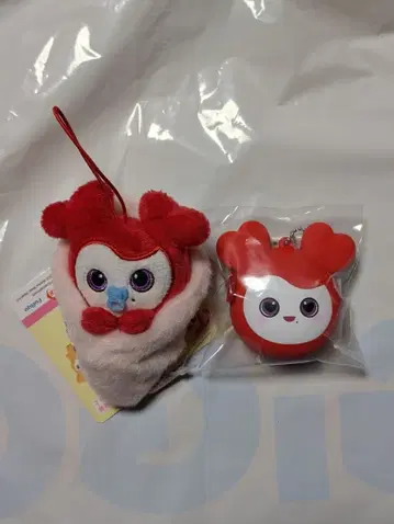 TWICE LOVELYS 실리콘 미니 지갑 싸개 마스코트 채영