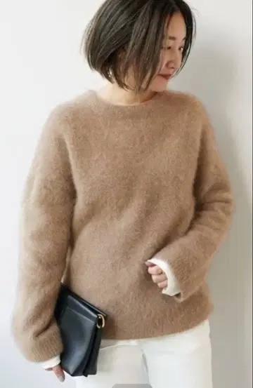 Deuxieme Classe Fluffy Sweater 베이지