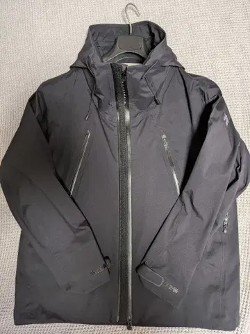 DESCENTE ALLTERRAIN 하드 젤 자켓 클레어스