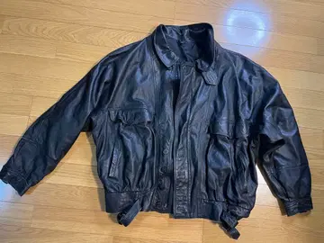 베라 팔레 블랙 가죽 자켓