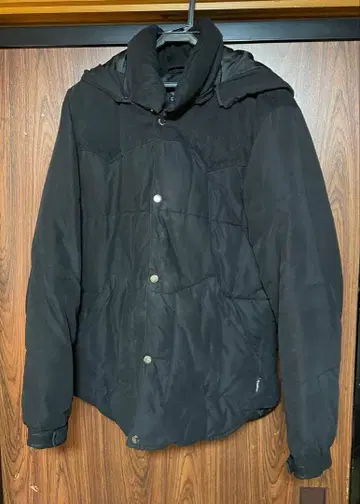 여성용 아우터 블랙 다운 자켓