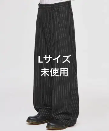 SIGNATURE Side-dip one-tuck slacks