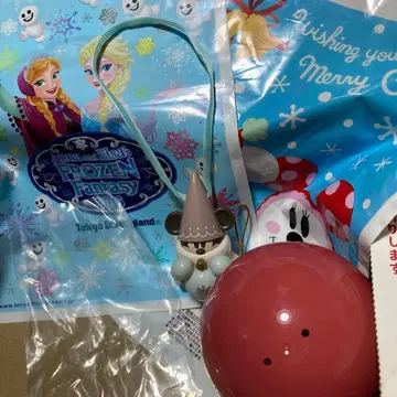 릴 리루린린 캡슐 토이, 쇼핑백 2장 포함