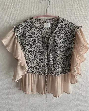 merry jenny(메리제니) 탈부착 카라 프릴 미니 꽃무늬