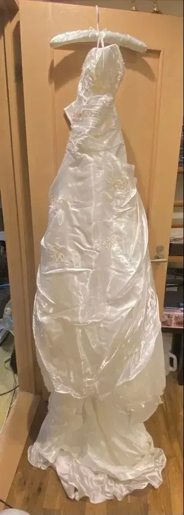 와타나베 웨딩 드레스