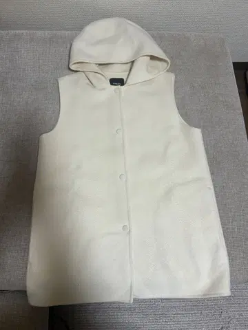 Theory 띠어리 CLAIRENE VEST