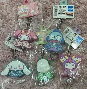 산리오 유메후와 오모테나시 러버 릴 키링 5개 세트