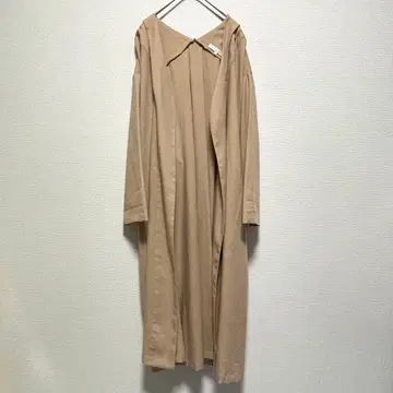 MERCURYDUO (머큐리 듀오) 사이드 버튼 가운 코트 베이지