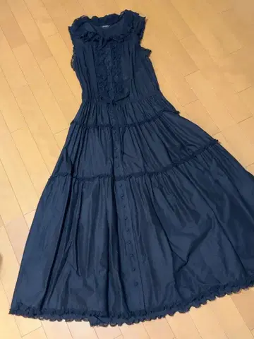 핑크하우스 슬리브리스 론 롱 원피스 블랙