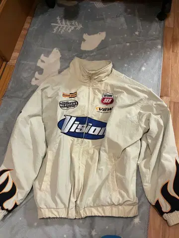 Vision 나일론 자켓 크림색