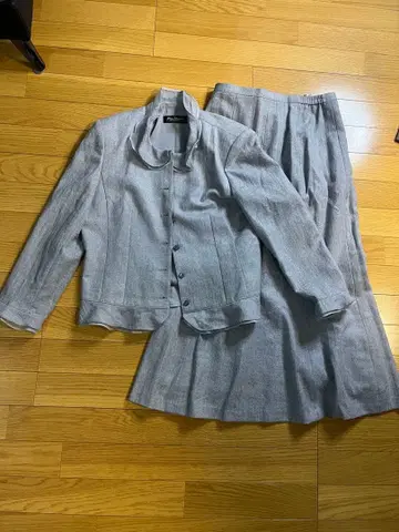 그레이 정장 세트 버튼 달린 자켓