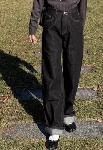 스티치 포인트 와이드 데님