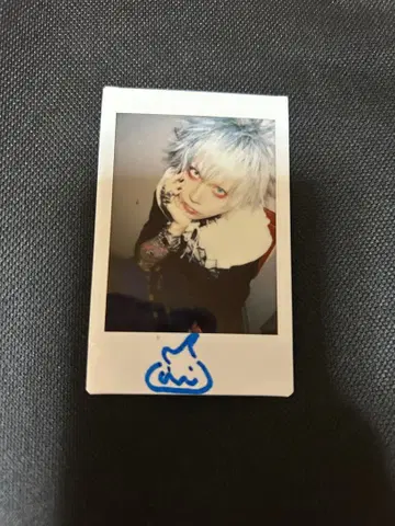 THE MADNA 료타 씨 폴라로이드