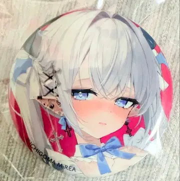 딸기 범벅 아 캔뱃지