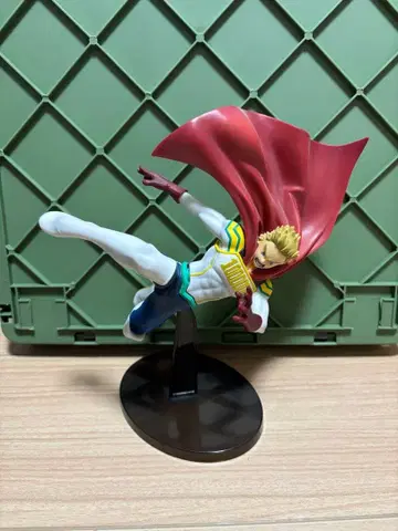 원형 밀리오 루온 AMAZING HEROES 피규어