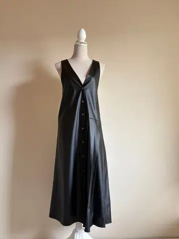 에코 가죽 원피스 롱 베스트로도 활용 가능