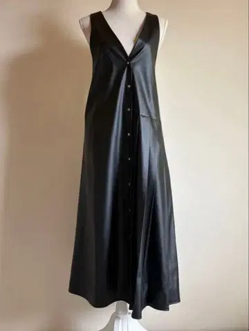 에코 가죽 원피스 롱 베스트로도 활용 가능