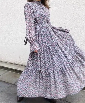 UNRELISH 언리쉬 꽃무늬 티어드 원피스 루즈핏 프리 사이즈