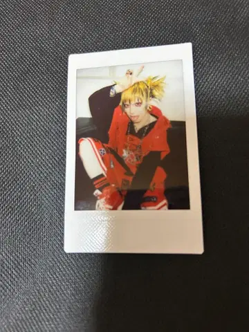 THE MADNA 료타 씨 폴라로이드