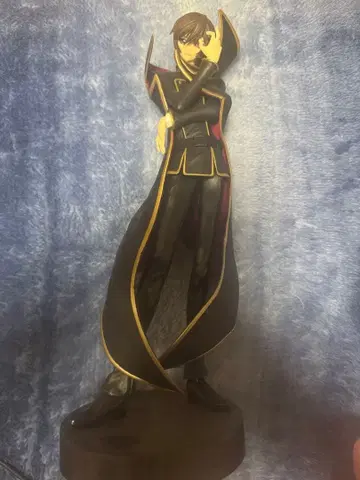 를르슈 람페르지 프라이스 피규어