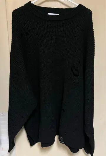 SERACE 블랙 니트 스웨터 오버 사이즈 데미지 가공