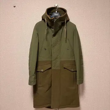 헬레노 모즈 코트