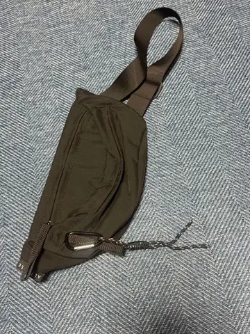 블랙 바디백 웨스트 파우치