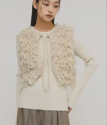 KBF 루프 니트 베스트