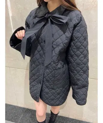 [ PHILLY ] 리본 퀼트 자켓 WEGO 블랙 점퍼