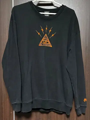 새상품급 CHOPTOP 쵸프탑 블랙 맨투맨 트레이닝복 XL