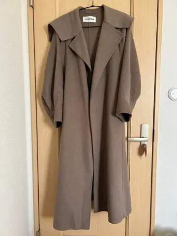 LILY BROWN 브라운 롱 코트