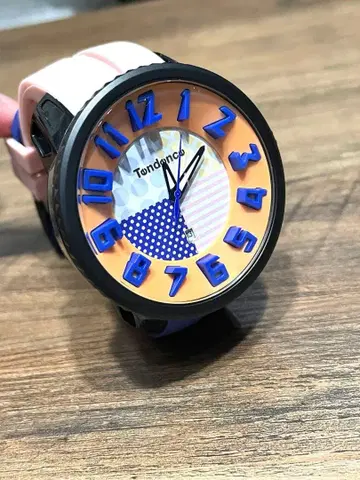 텐덴스 Tendence CRAZY 3H (클레이지) 쿼츠