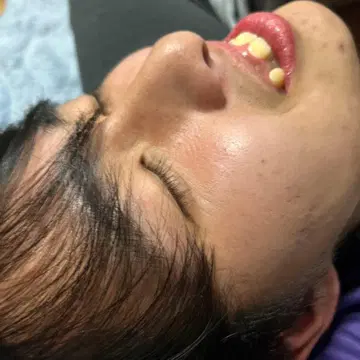 특별한 디자인의 봉제 인형 본체