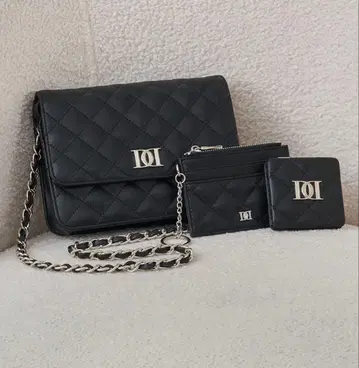 Darich DD 로고 퀼팅 트래블 세트 숄더백