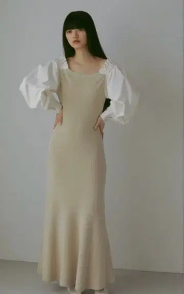 [ 새상품급 ] CASA FLINE 도킹 오프숄더 드레스 캐시미어