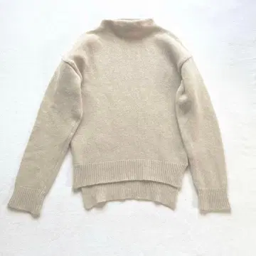크림 베이지 니트 스웨터 한국