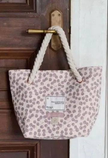 Herlipto HLT 체리 토트백