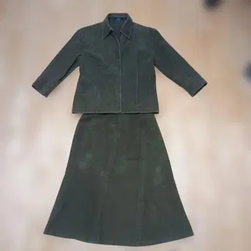 ITEM 코듀로이 스커트 셋업 올리브 그린