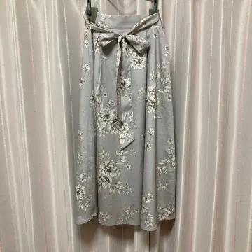 그레이 꽃무늬 롱 스커트