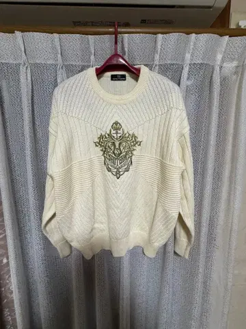 쇼와 레트로 자수 니트