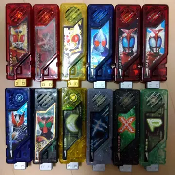 가면라이더 더블 가이아 메모리 12개